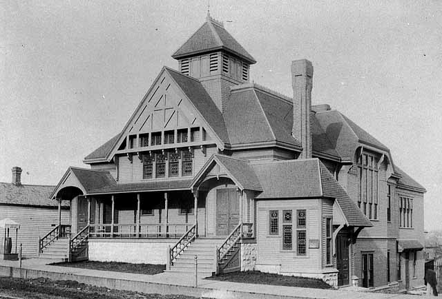 Unity Church at its first location on Wabasha Street in St. Paul. 1890